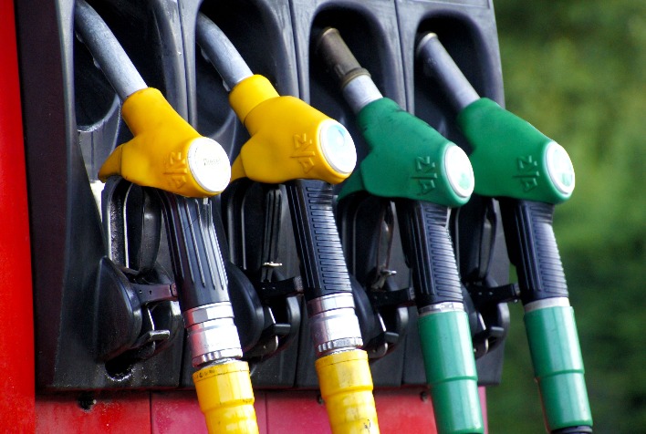 Após combinação do anúncio de reoneração dos combustíveis e redução no repasse às refinarias, gasolina e etanol seguem em alta em todo o País