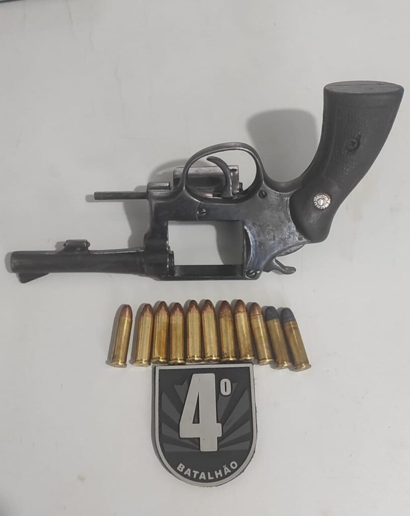 Polícia Militar prende homem por porte ilegal de arma de fogo em Antônio João