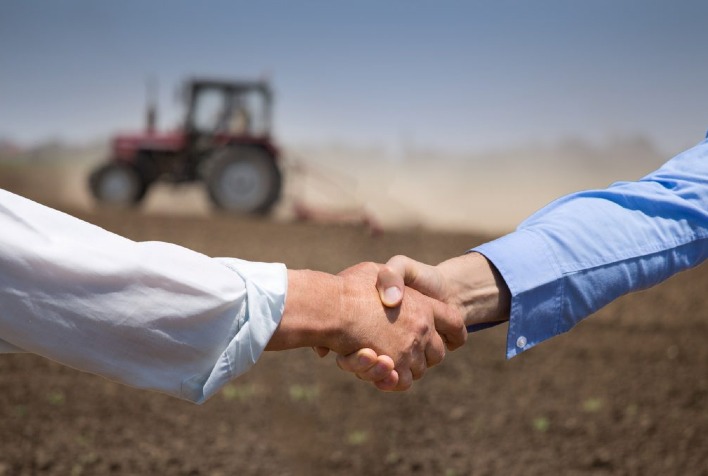 Parceria entre Clube Agro Brasil e canais de vendas gera 16 milhões de pontos para produtores rurais