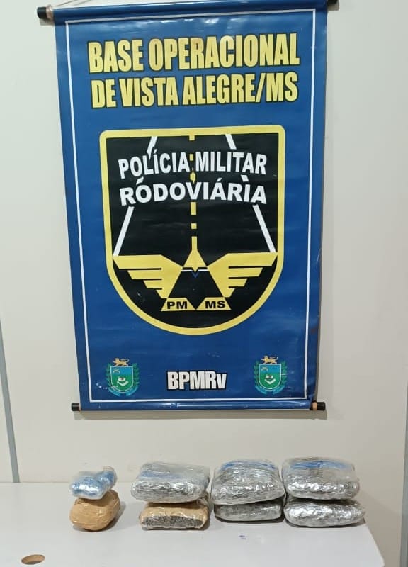 Polícia Militar Rodoviária prende mulher transportando carga de entorpecentes