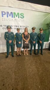 Policiais Militares e Juíza de Coxim juntamente com o Prefeito de Rio Verde recebem medalha Tiradentes da PMMS