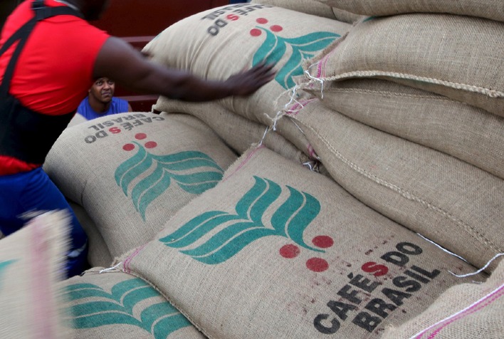 Exportações mundiais de café em queda reforçam ideia de aperto na oferta no curto prazo