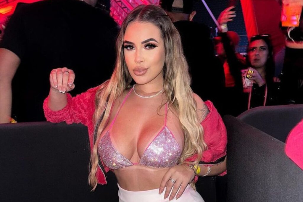 Modelo Aline Faria