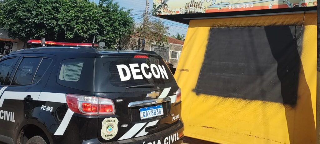 Polícia Civil prende dono de mercearia por expor a venda produto impróprio para o consumo, em Campo Grande