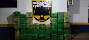 Batalhão de Polícia Militar Rodoviária apreende cerca de 1,2 tonelada de entorpecentes, na MS 164, em Ponta Porã