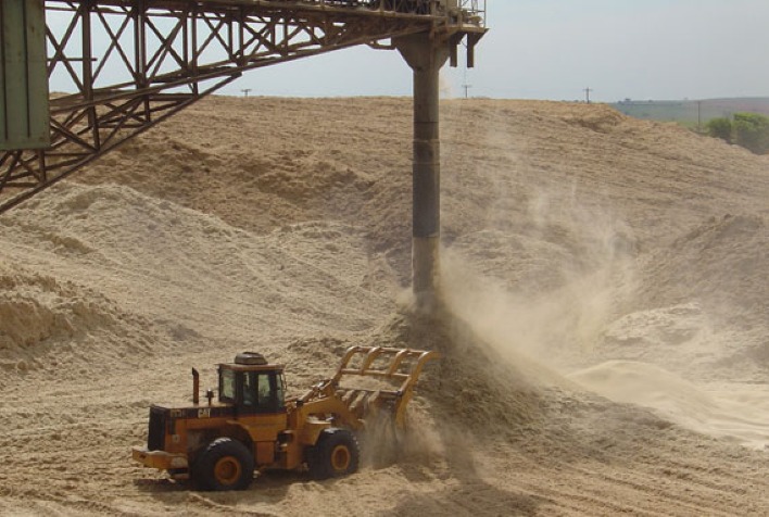 Cana lidera em biomassa, e até lixo produz energia