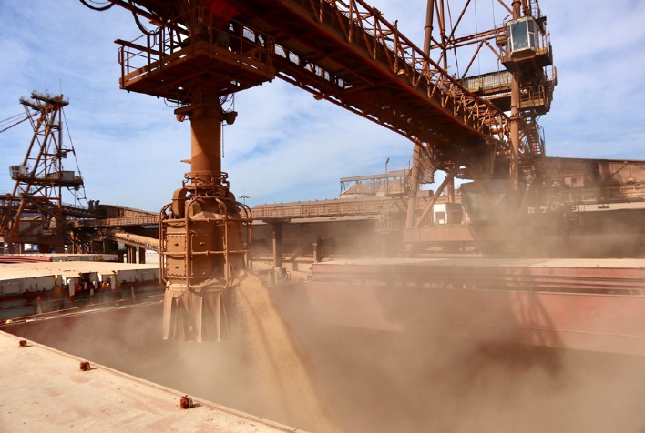 Exportação de soja do Brasil tem forte início em junho, embarque de açúcar avança