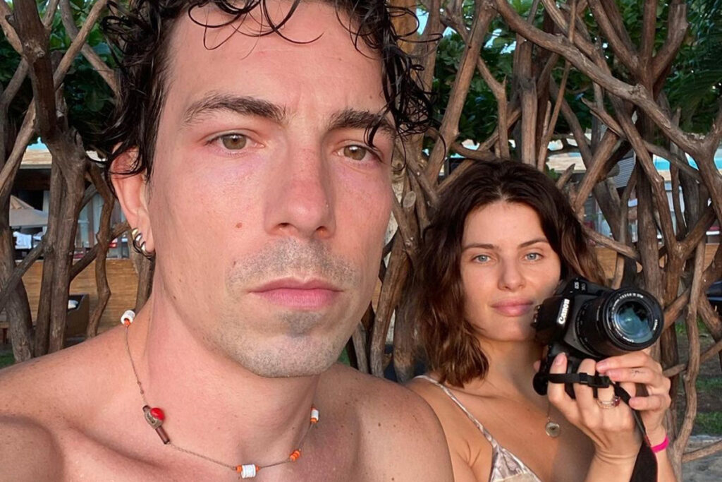 Di Ferrero e Isabeli Fontana