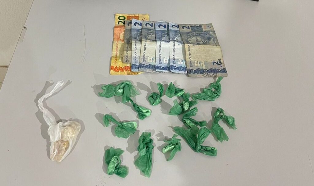 Polícia Civil prende traficante comercializando droga no bairro Guanandi