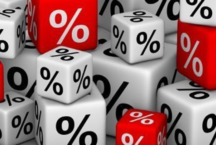 Taxas futuras de juros caem no Brasil e já precificam corte de 0,50 ponto da Selic em agosto