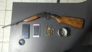 Homem é preso por posse ilegal de arma de fogo em Bonito