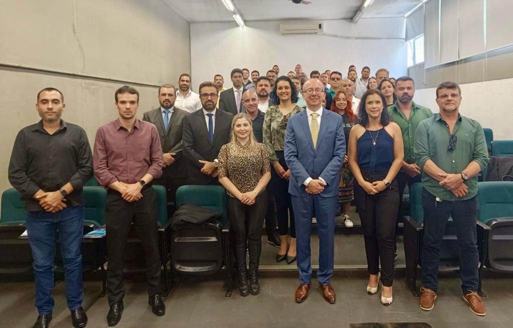 Delegados da Polícia Civil participam de curso de investigação de homicídios em São Paulo
