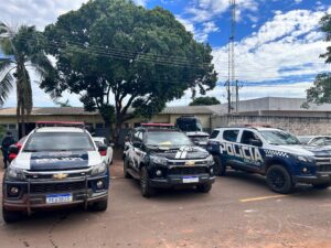 Polícia Civil realiza operação de cumprimento de mandados de busca e apreensão em cinco residências em Ribas do Rio Pardo