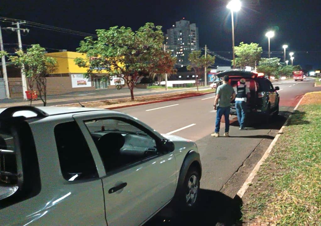 Homem é preso pela Polícia Civil, em Campo Grande, com cerca de 1kg de cocaína