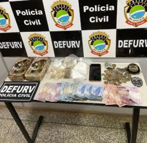 Polícia Civil apreende cocaína, prende autor de furto e adolescente infrator por tráfico de drogas, em Campo Grande