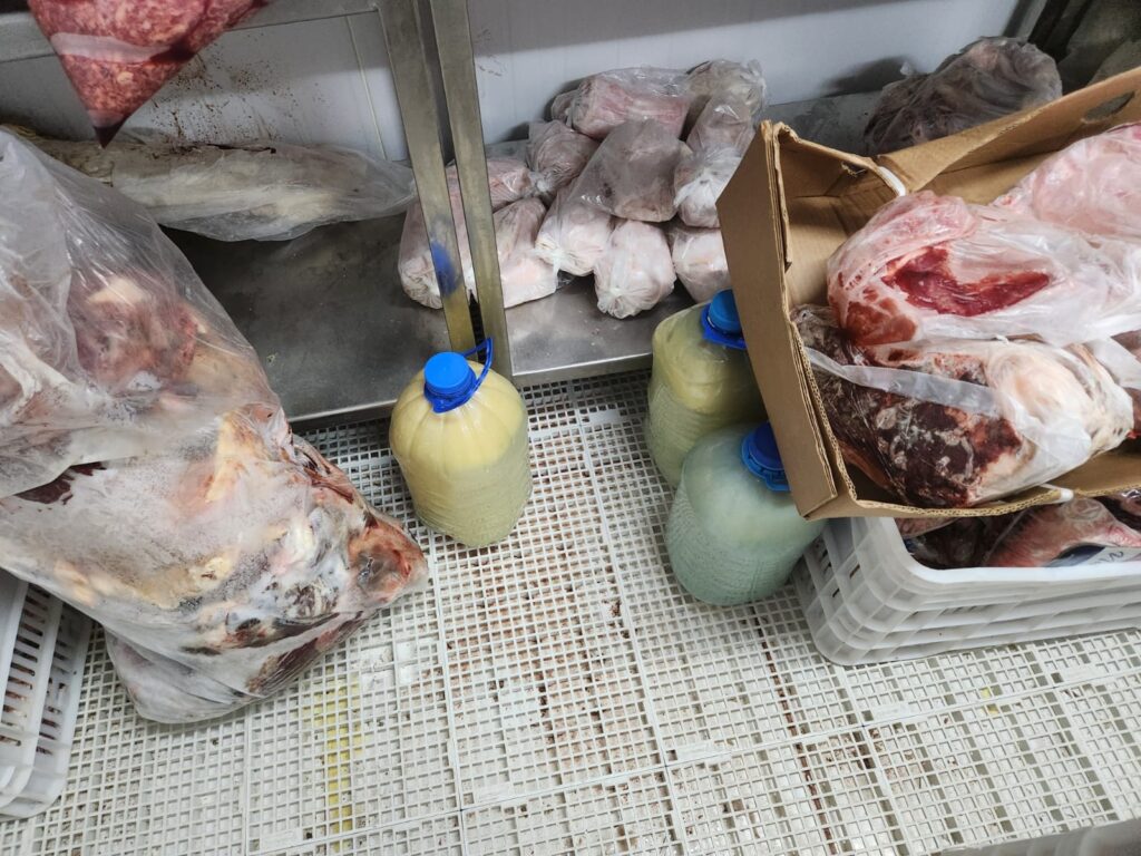 Polícia Civil apreende produtos de origem clandestina em mercado de Jardim