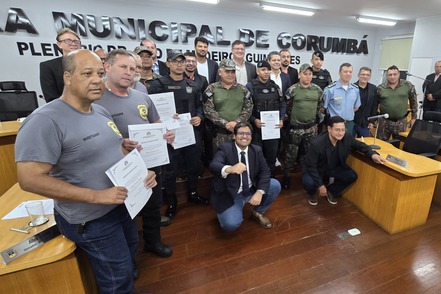 Policiais Civis e Militares são homenageados pela Câmara de Vereadores de Corumbá