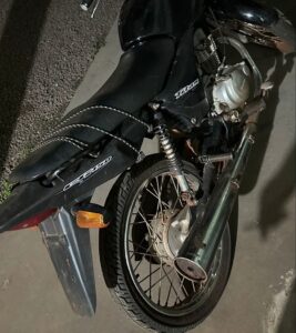 Polícia Civil recupera motocicleta furtada e prende receptadora em flagrante em Iguatemi
