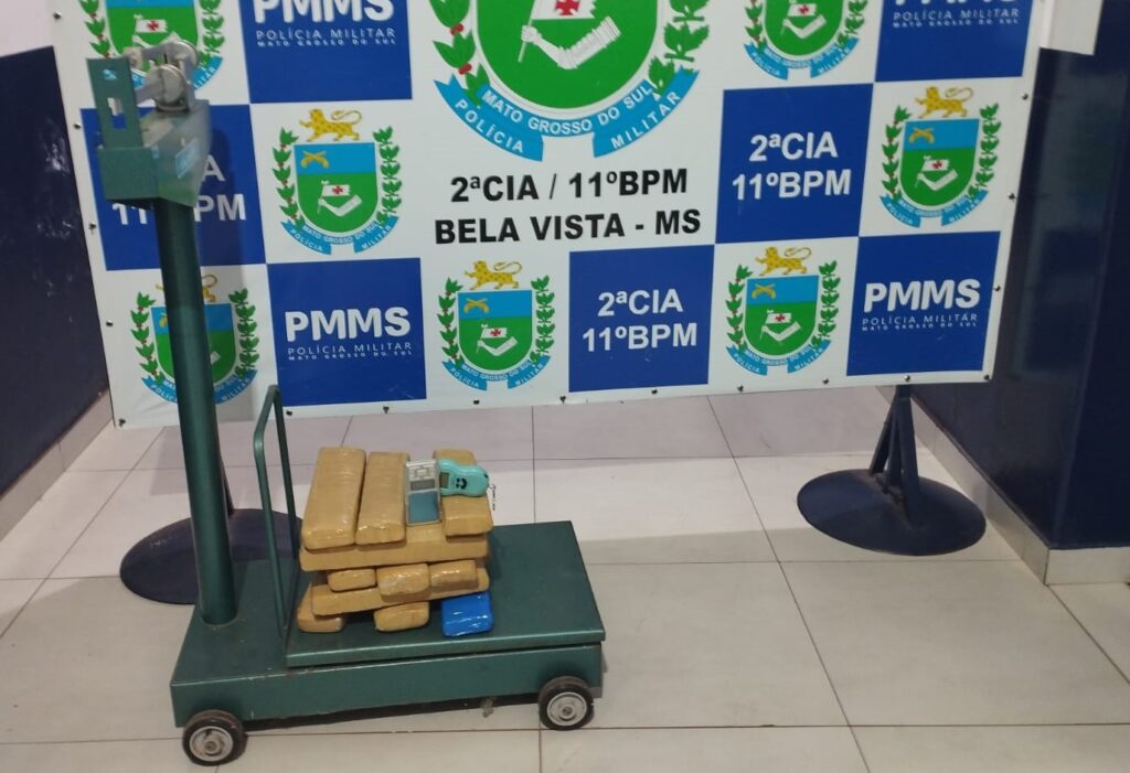 PM em Bela Vista prende autor de tráfico de drogas durante abordagem a veículo