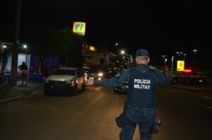 Polícia Militar realiza operação blitz e apreende veículos irregulares em Sonora